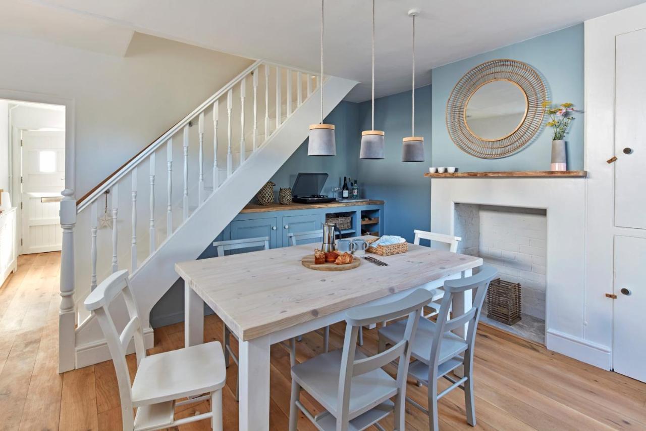 A Cool Coastal Retreat On Kingsdown Beach - The White House Villa Deal Eksteriør billede