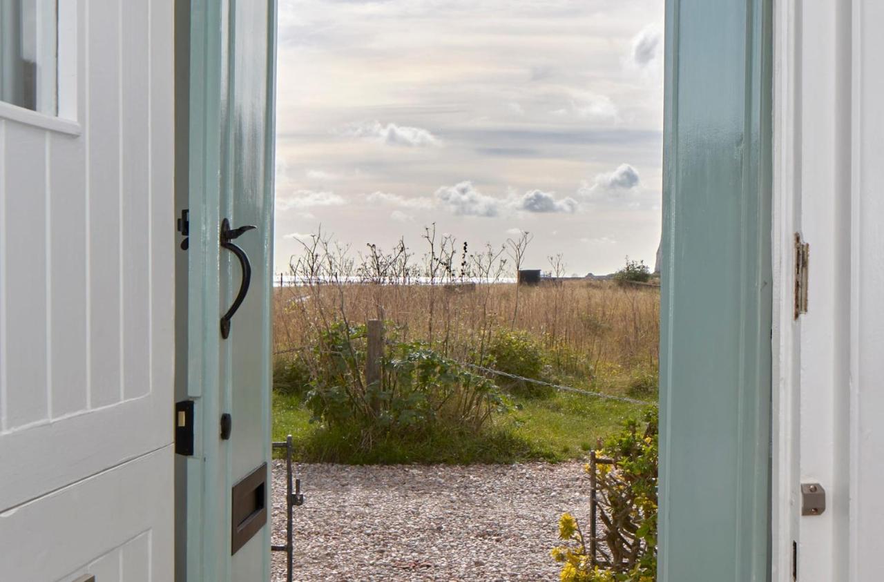 A Cool Coastal Retreat On Kingsdown Beach - The White House Villa Deal Eksteriør billede