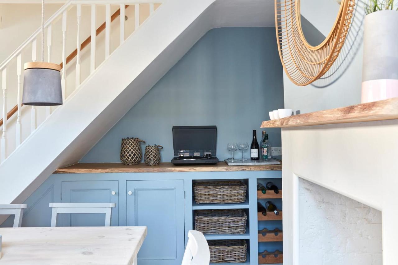 A Cool Coastal Retreat On Kingsdown Beach - The White House Villa Deal Eksteriør billede